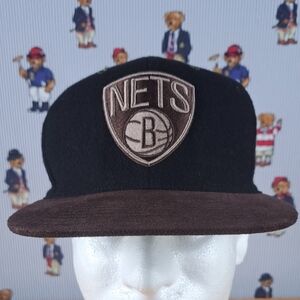 Brooklyn Nets Mitchell & Ness stitched suede brim black & brown leather tab hat